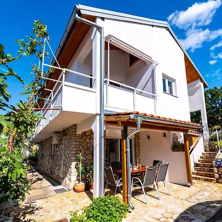 Appartement Maia Lena Drei *